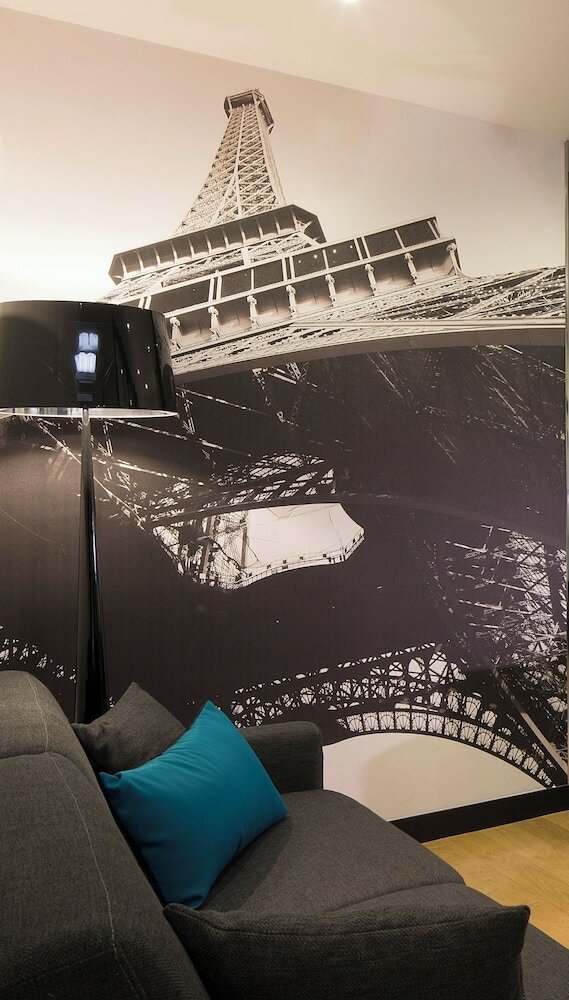 Фото Hôtel L'Empire Paris