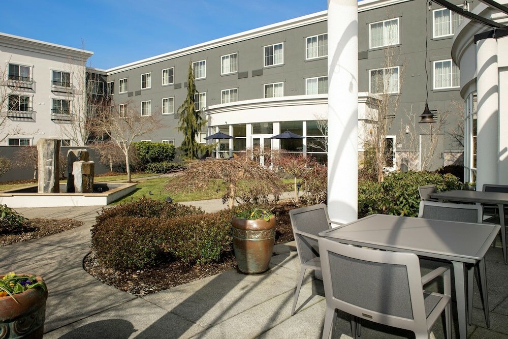 Фото Courtyard by Marriott Seattle Kirkland