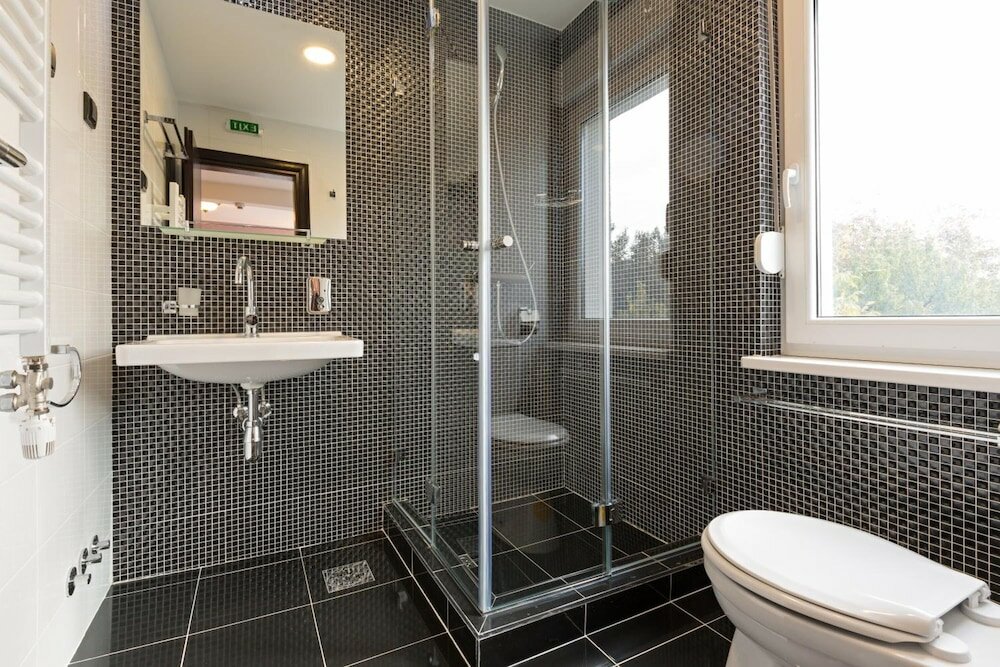 Фото Hotel Sterling Garni