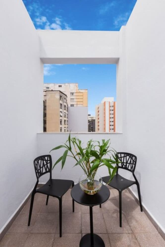 Фото Rojas All Suites Hotel