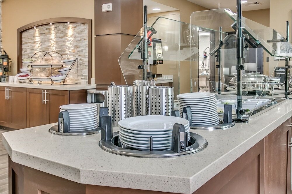 Фото Staybridge Suites Lubbock South, an Ihg Hotel