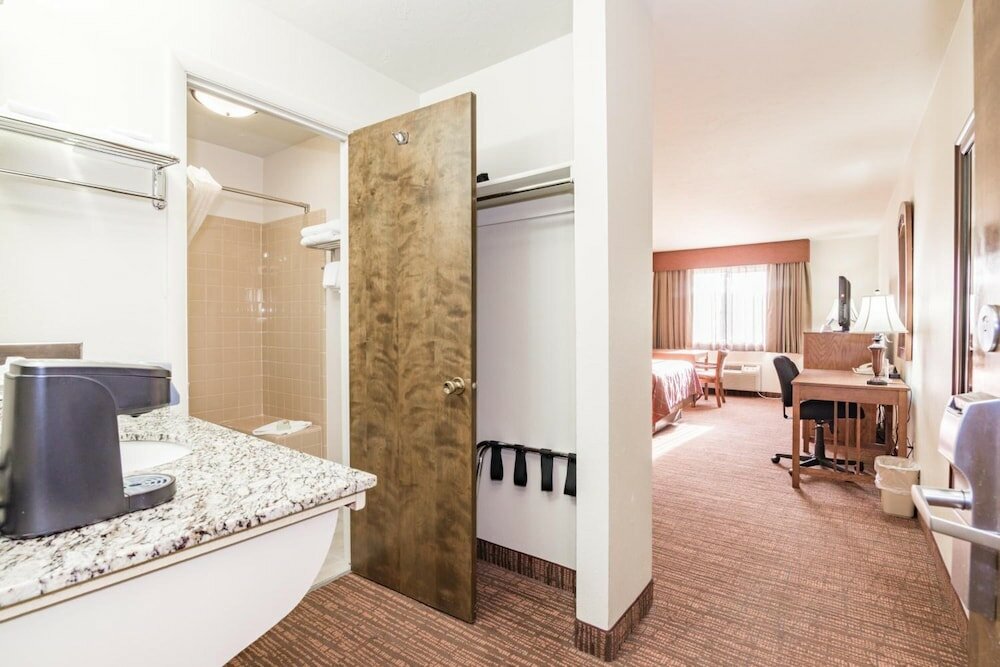 Фото Teton West Motel