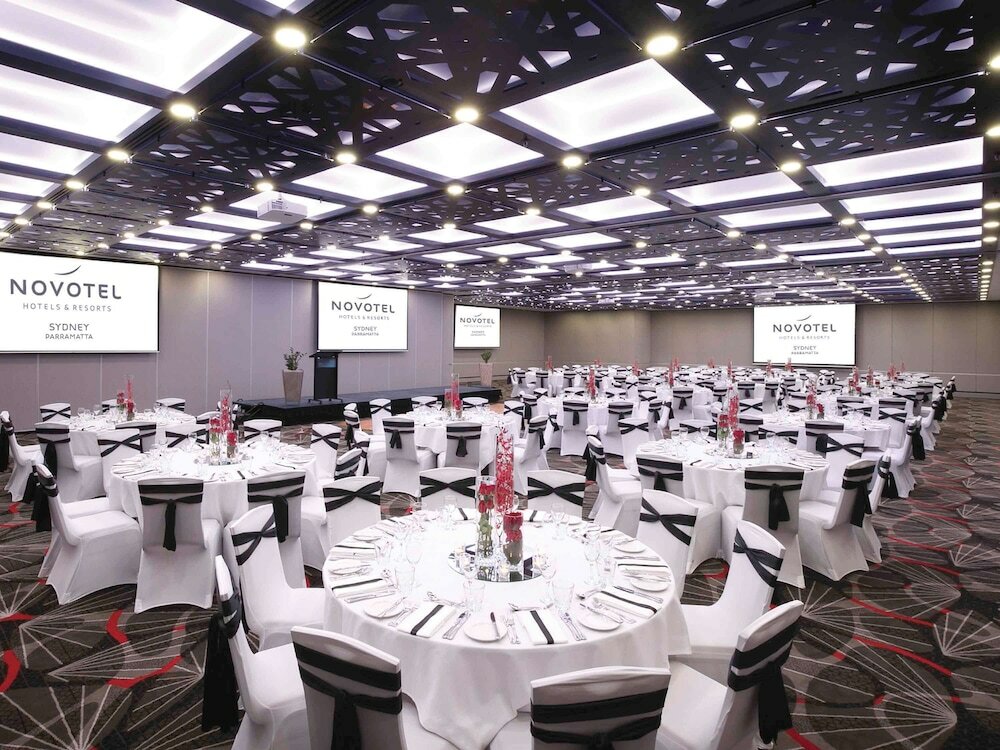 Фото Novotel Sydney Parramatta