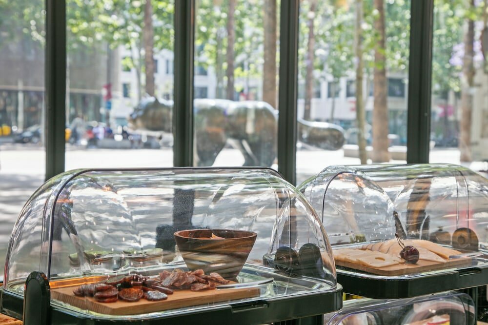 Фото Niu Barcelona