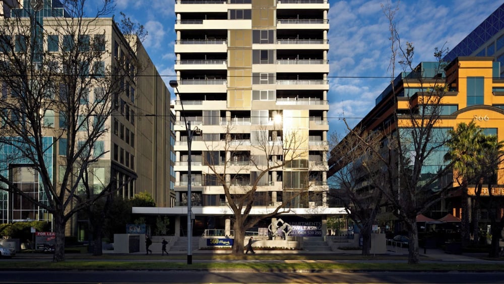 Фото Mercure Melbourne St Kilda Road