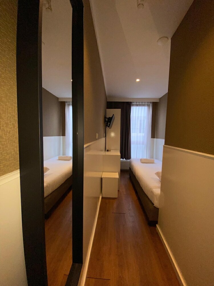 Фото Hotel Old Quarter