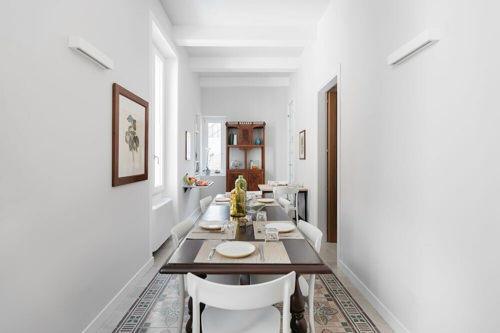 Фото Euterpe L. H. T.