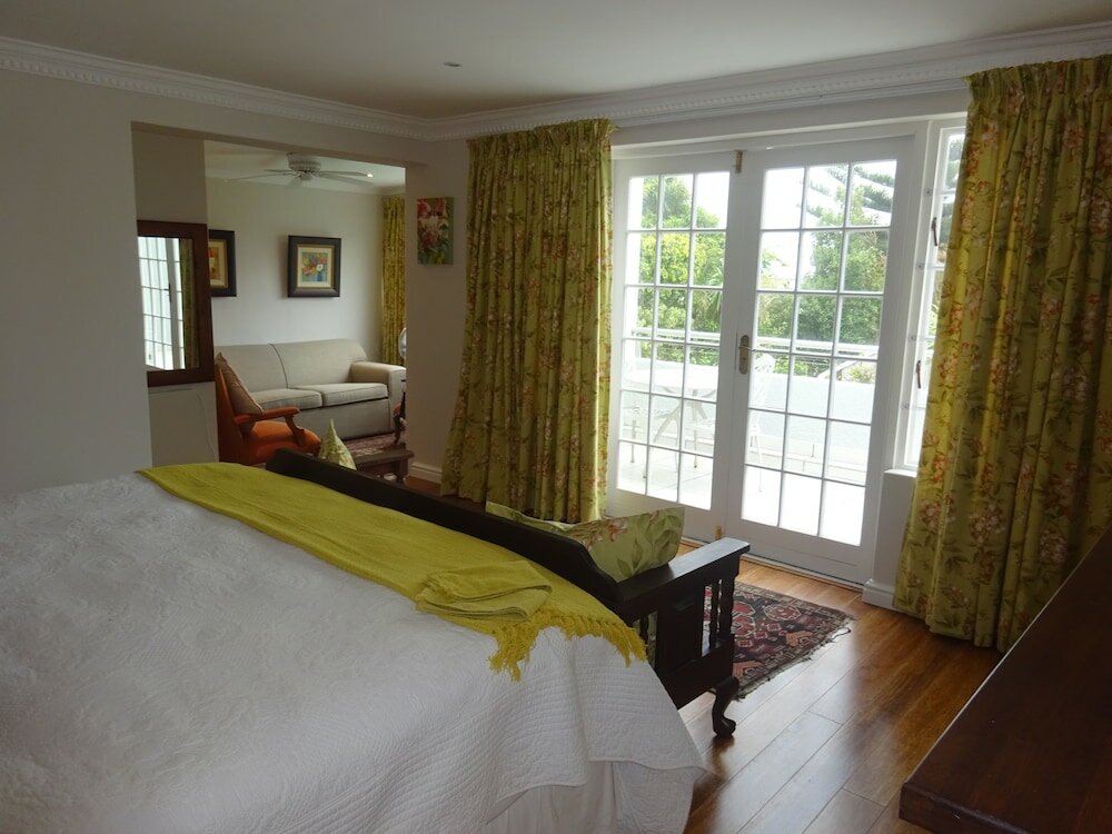 Фото Walker Bay Manor