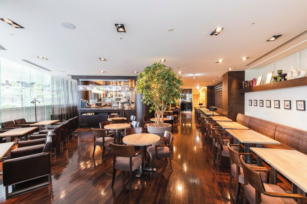 Фото Отель Санрут Плаза Синдзюку