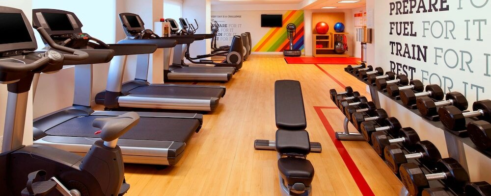 Фото Sheraton Fairplex Hotel & Conference Center