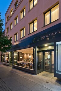 Гостиница Hotel Congress Avenue