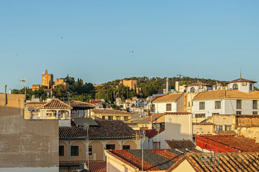 Фото Room Mate Leo Hotel