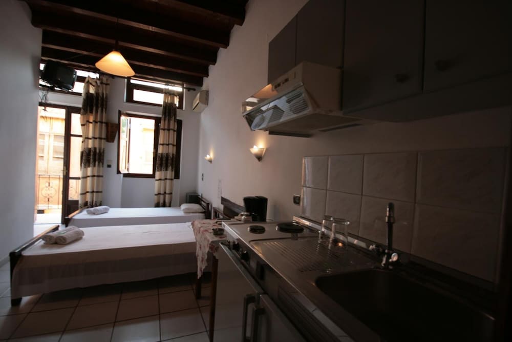 Фото Chania Rooms