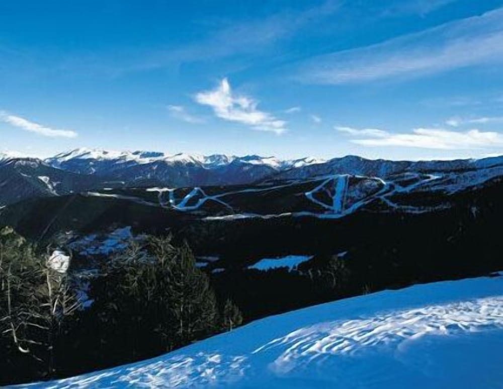 Фото Hotel Arinsal