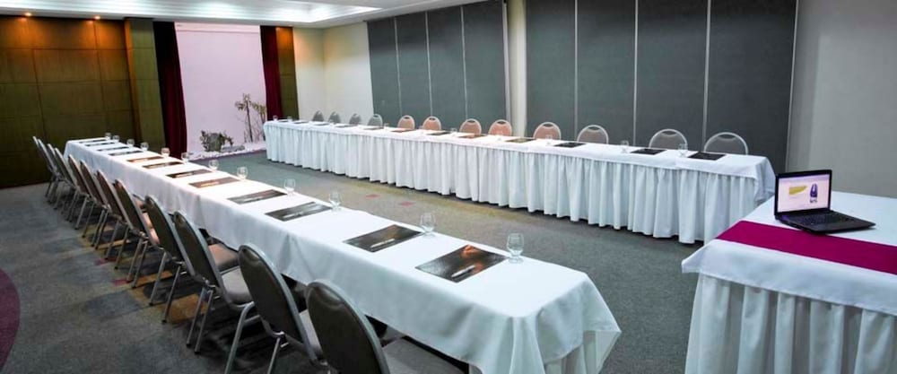 Фото Alta Reggia Plaza Hotel