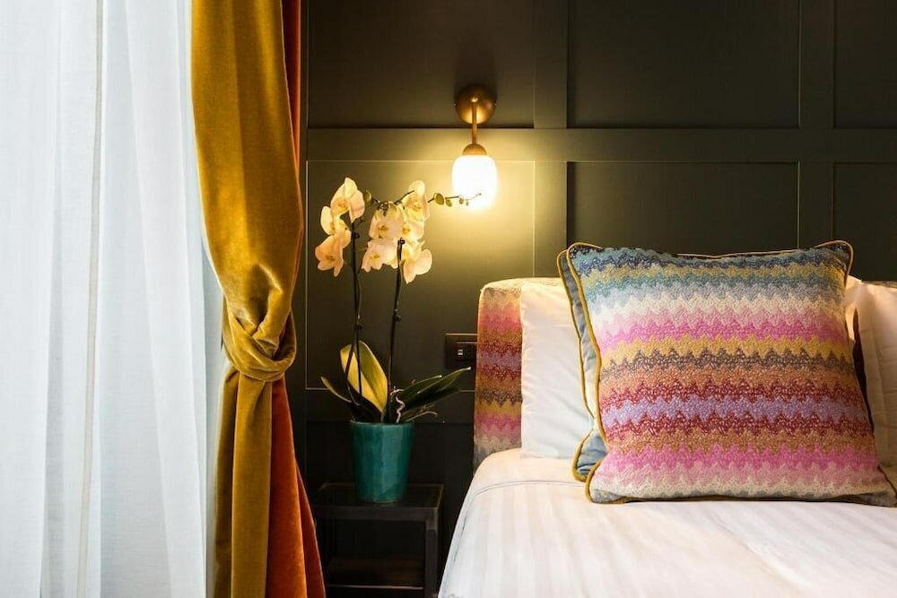 Фото Living Suites