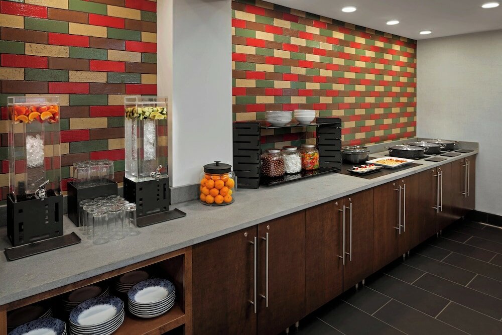 Фото Renaissance Minneapolis Bloomington Hotel