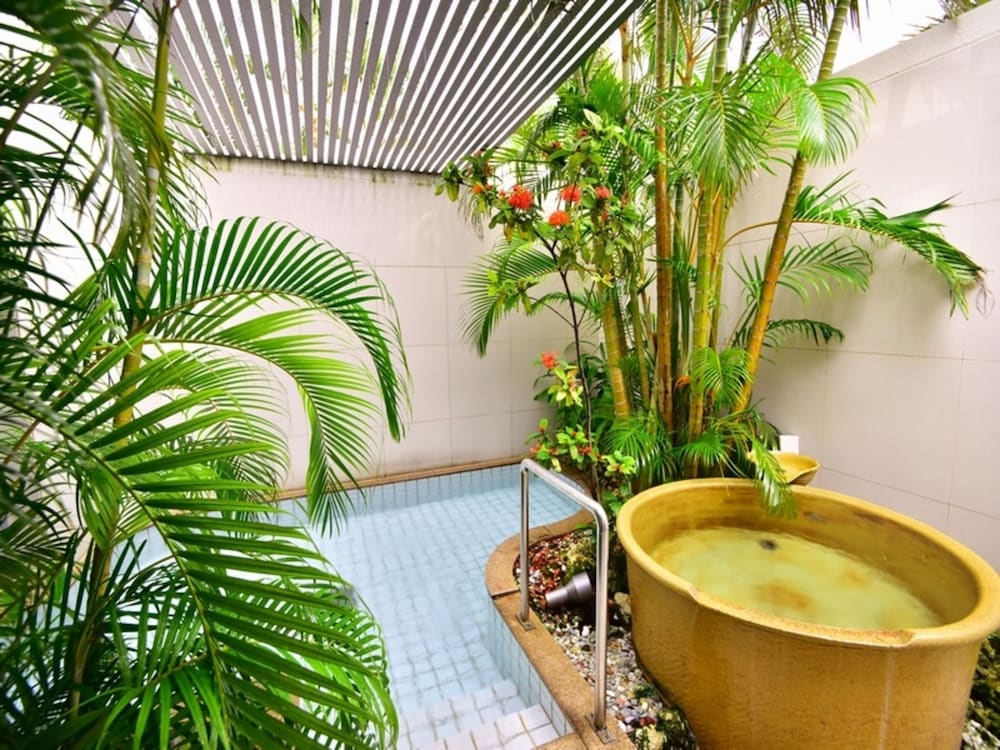 Фото Hotel GranView Garden Okinawa