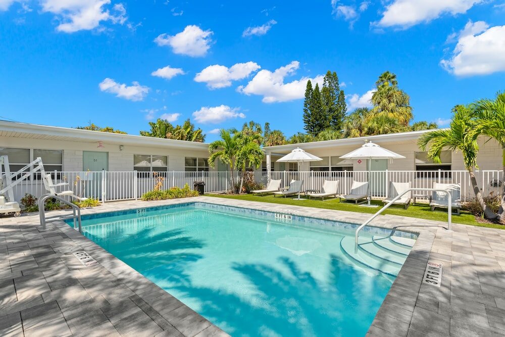 Фото Hotel Cabana Clearwater Beach
