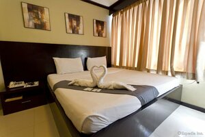 Richmond Plaza Hotel (Central Visayas, Cebu City, Gorordo Avenue), hotel