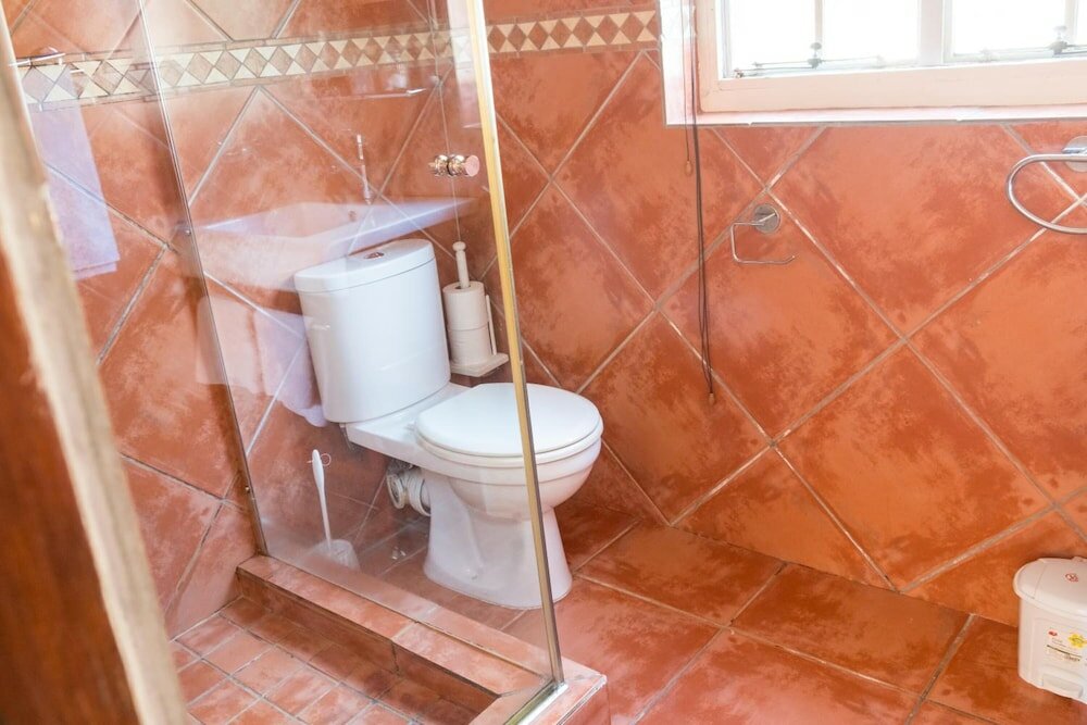 Фото The Sanctuary Guest House Estate