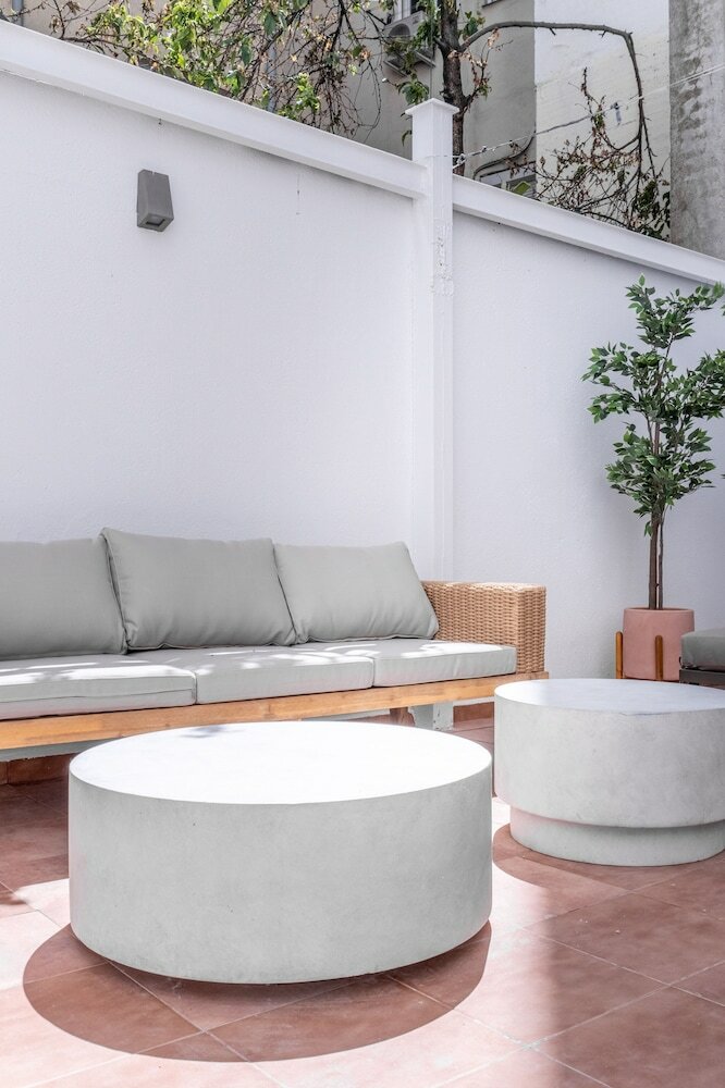 Фото Limehome Madrid Calle Ave María