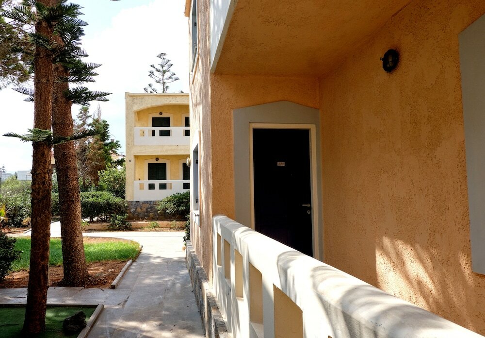 Фото Niros Beach