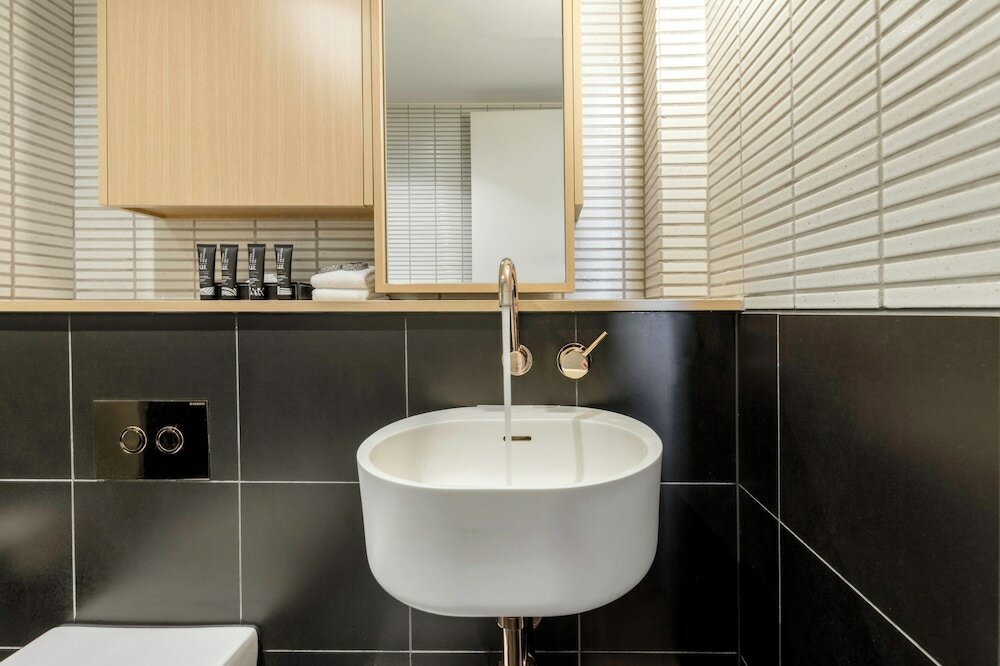 Фото Brady Hotels Central Melbourne