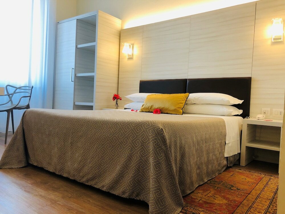 Фото Hotel La Nuova Rotaia