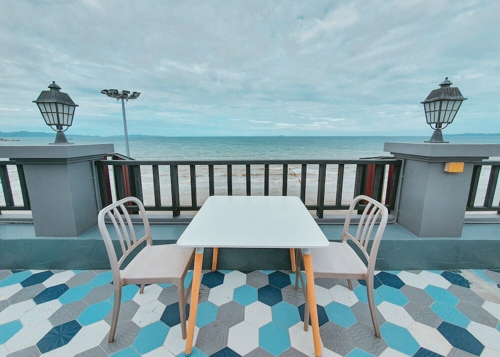 Фото Seaside Jomtien Beach