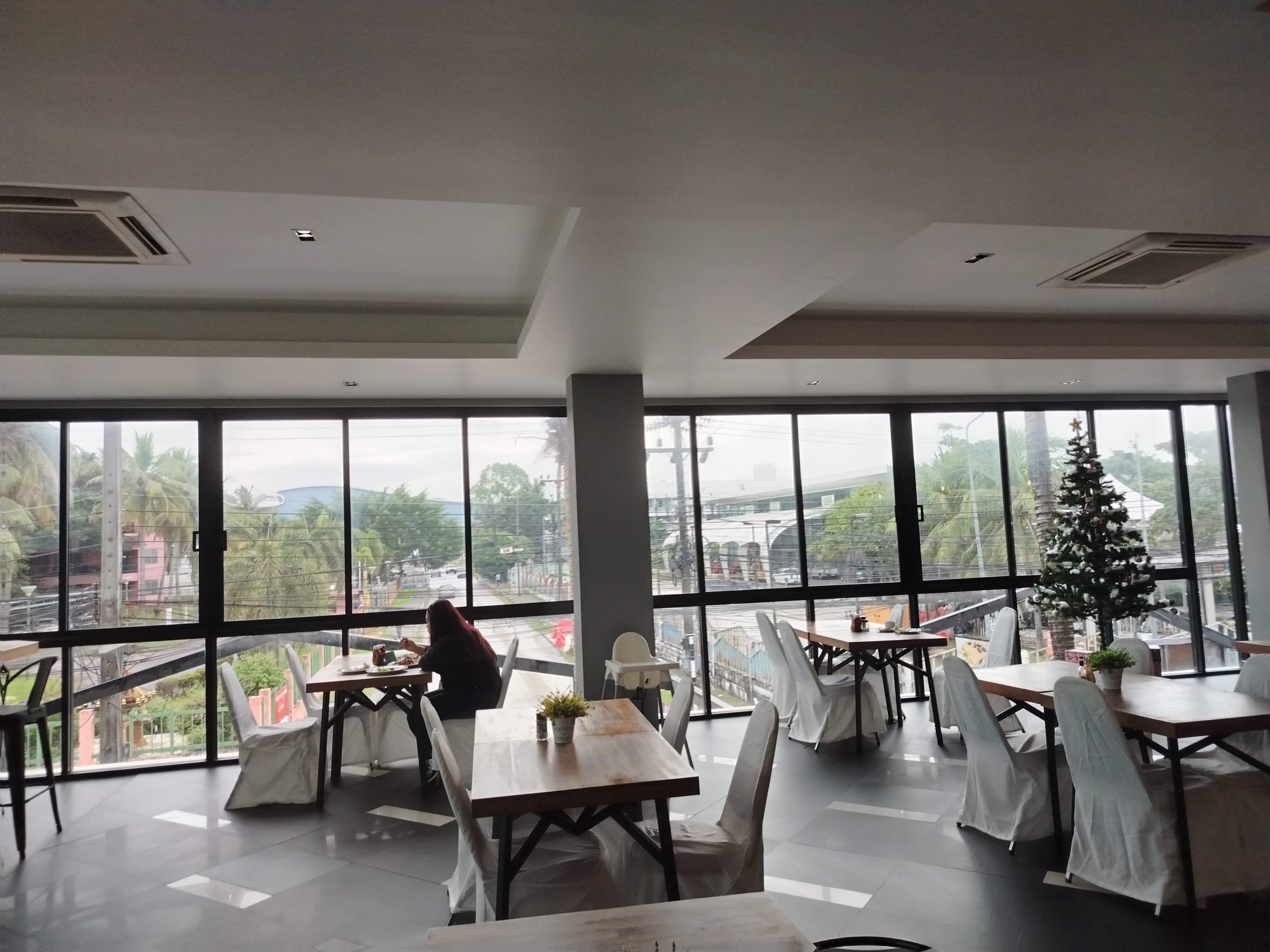 Фото Maya Phuket Airport Hotel