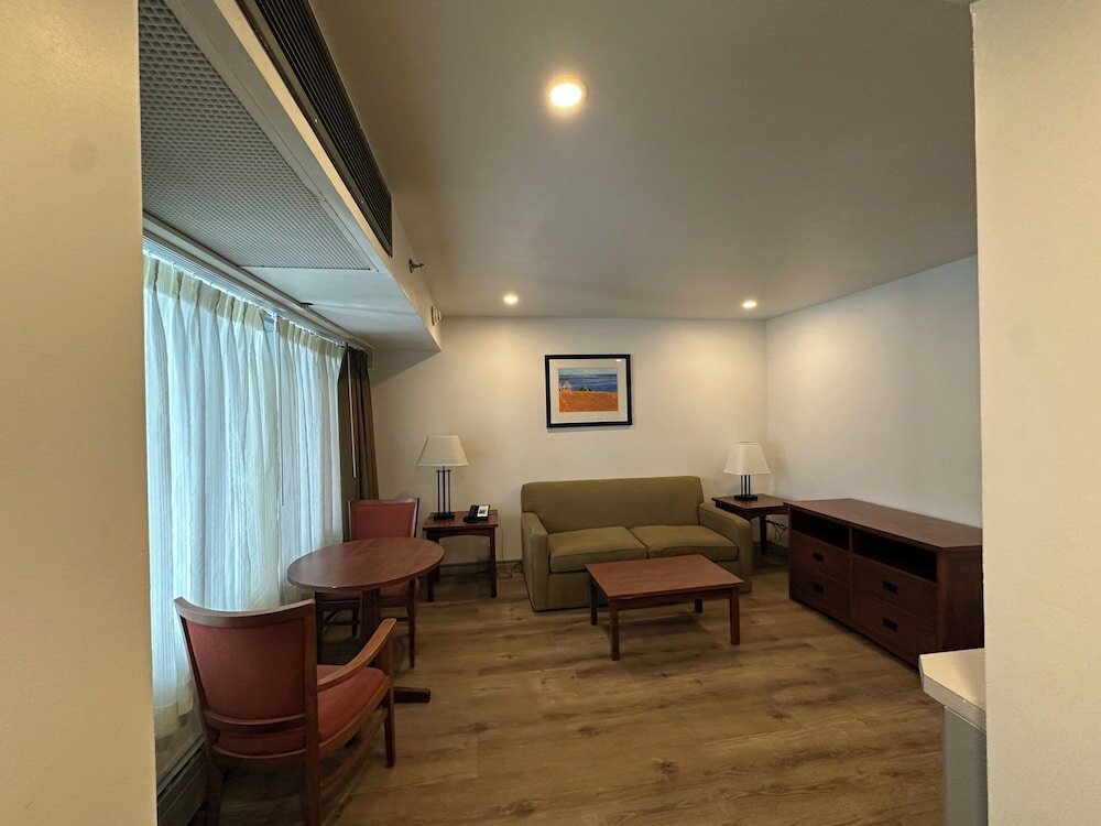 Фото Charlottetown Inn & Conference Centre