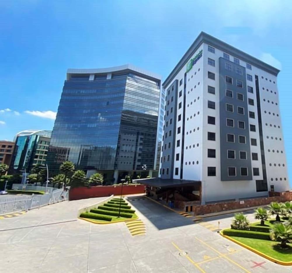 Фото Holiday Inn Express Mexico Santa Fe