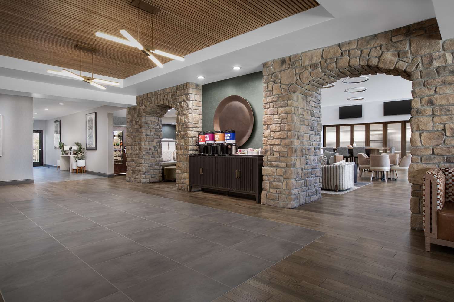 Фото Hampton Inn & Suites Paso Robles