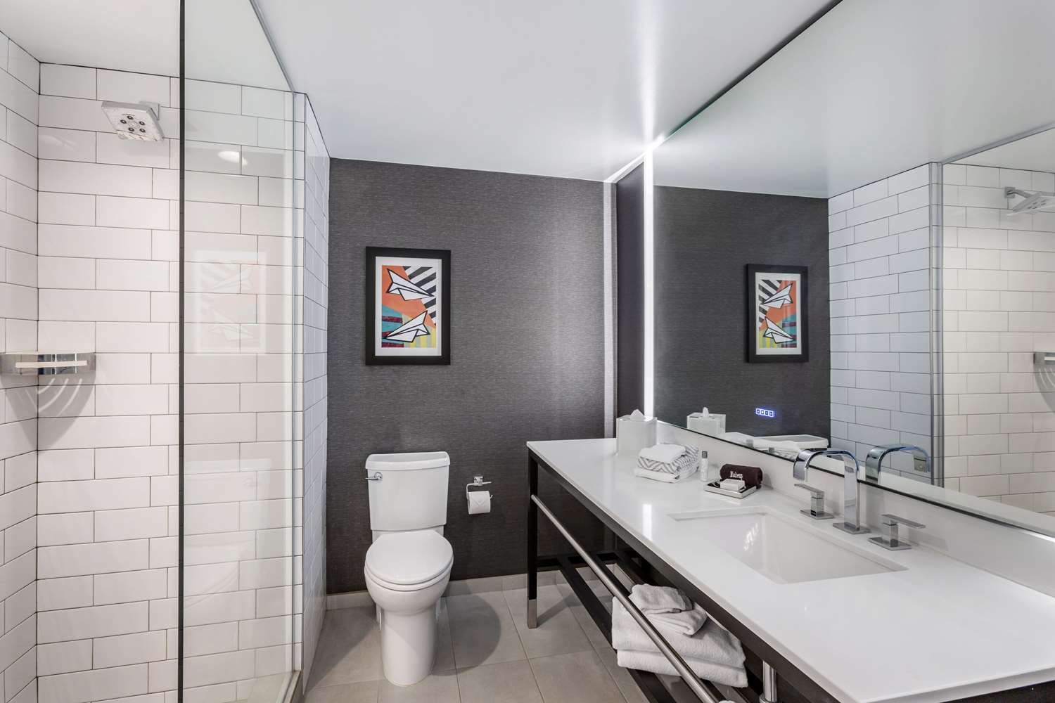 Фото Cambria Hotel Lax