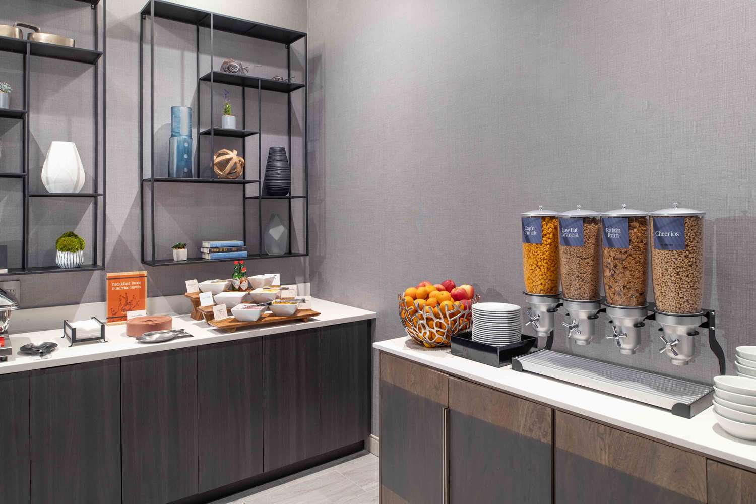 Фото Homewood Suites by Hilton Boston Logan Airport Chelsea