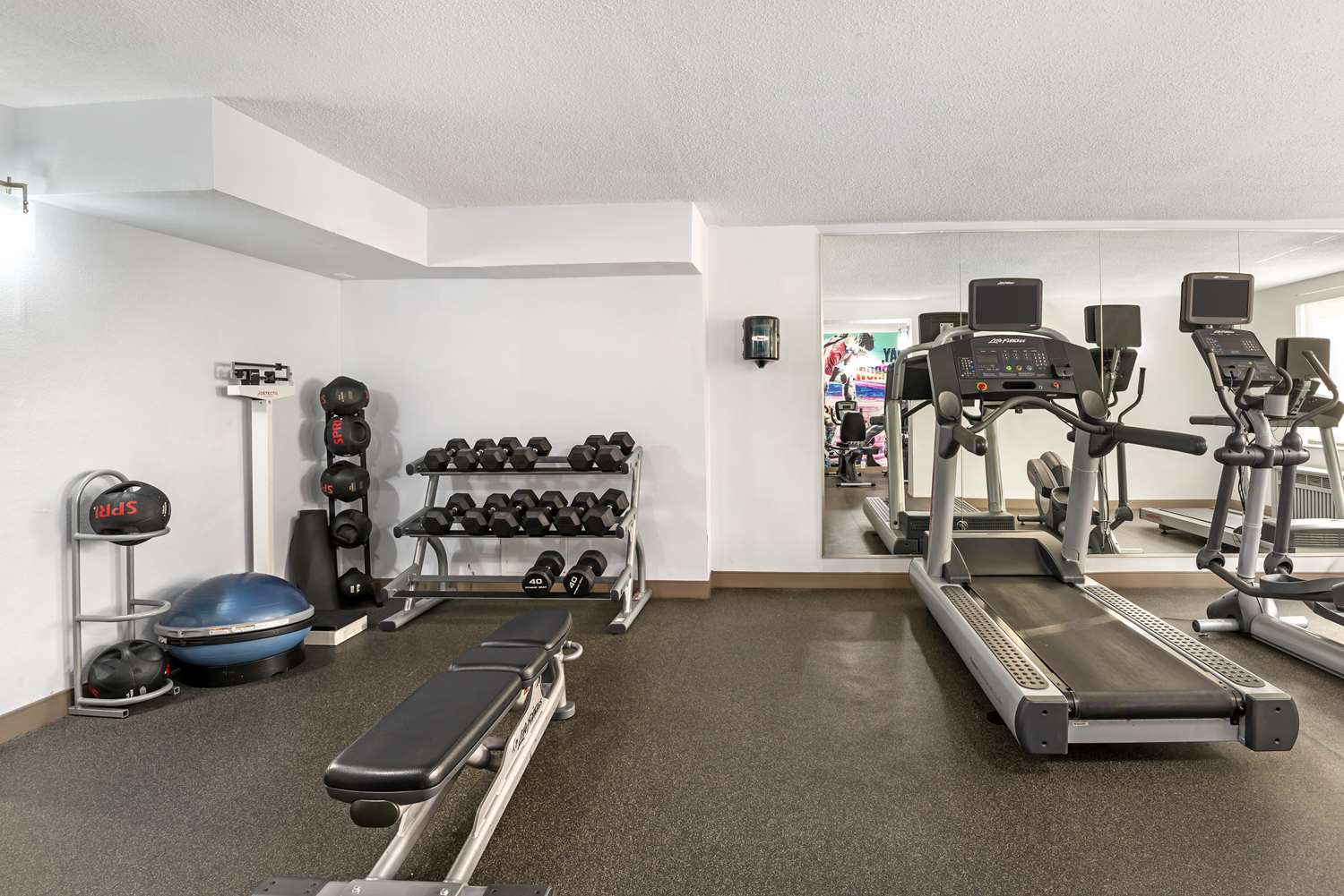 Фото Best Western Premier Richmond City Gateway