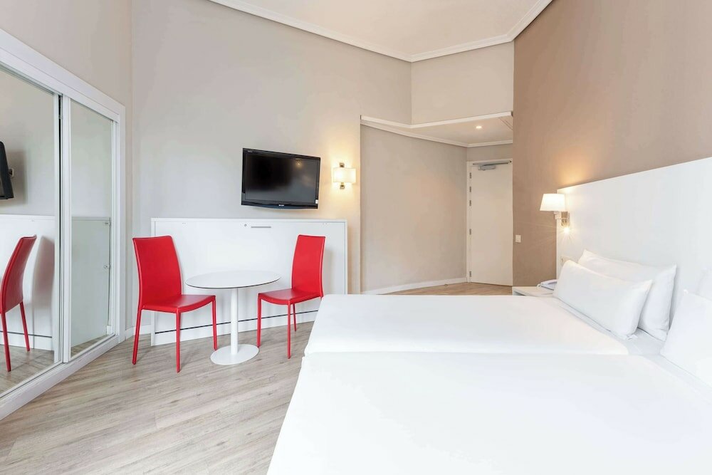 Фото Hotel Madrid Gran VIA 25 Affiliated by Meliá