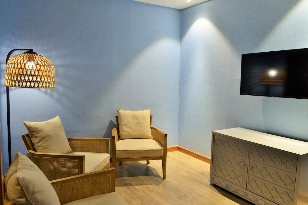 Фото A&em Art Hotel