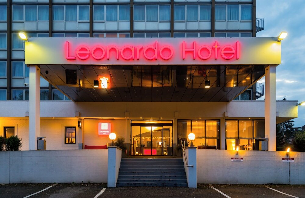 Фото отеля 1