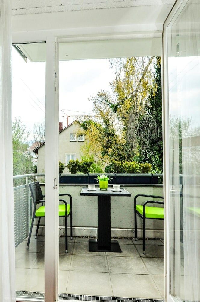 Фото Hotel Garni Metzingen