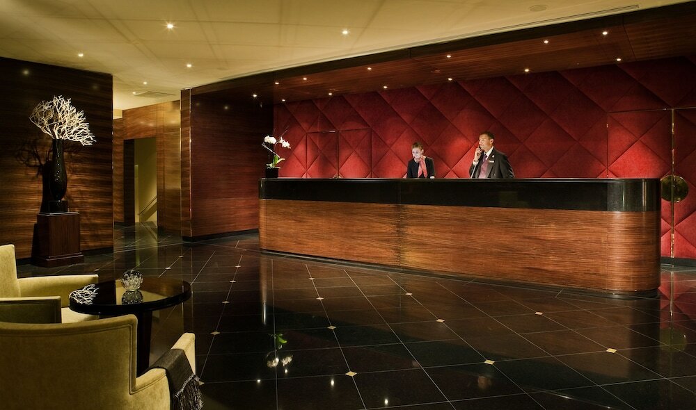 Фото Warwick Paris Champs-Elysees