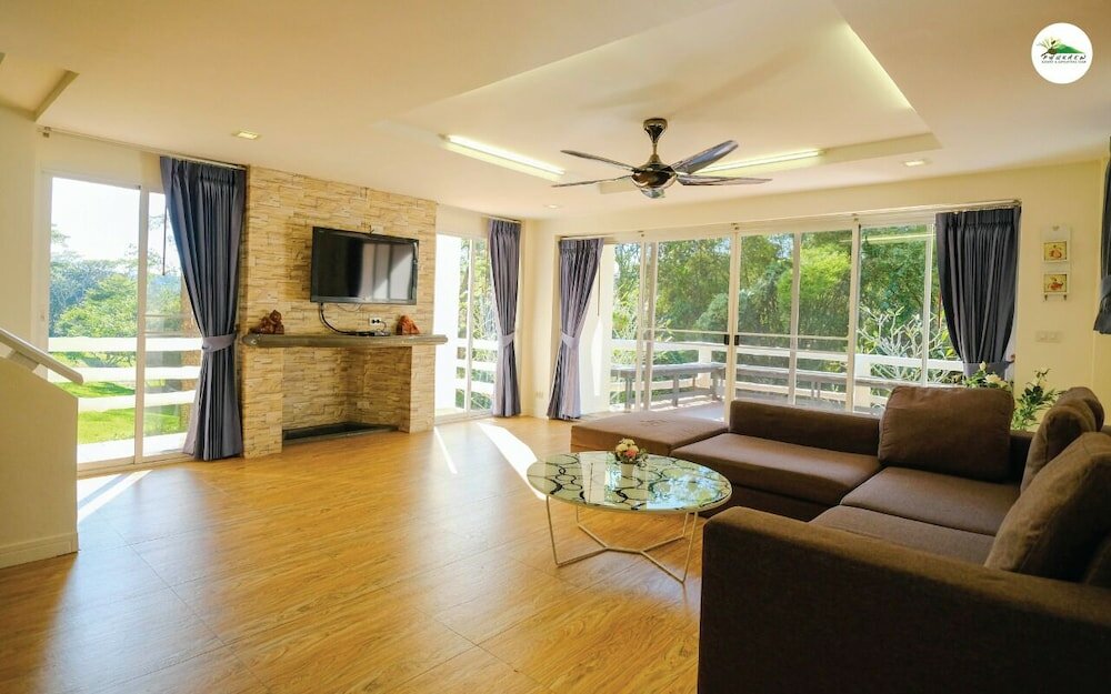 Фото Phukaew Resort & Adventure Park