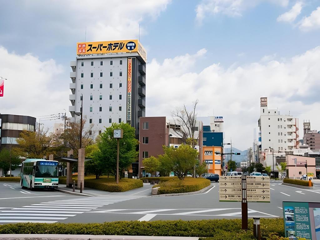 Фото Super Hotel Hofu Ekimae