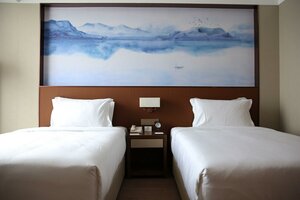 Гостиница Metropolo Wuhan Optics Valley Convention & Exhibition Center Hotel