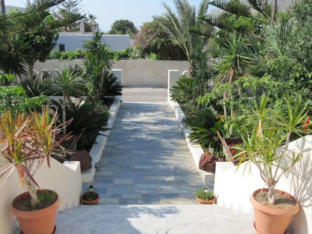 Фото Villa Nikos Karamolegkos