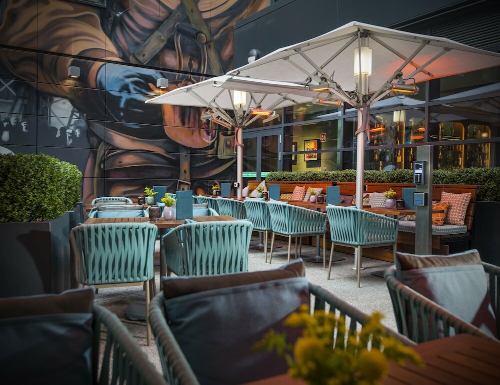 Фото Travelodge Plus Dublin City Centre