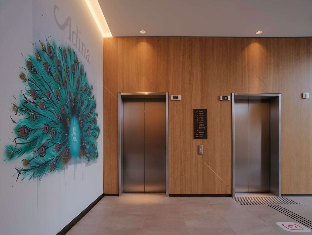 Фото Adina Apartment Hotel Cologne