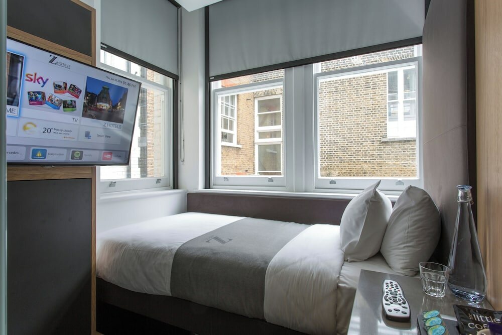 Фото The Z Hotel City