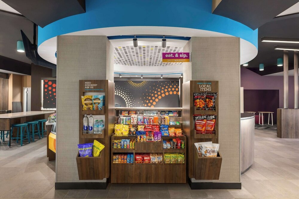 Фото Tru by Hilton Charlotte Tyvola I-77